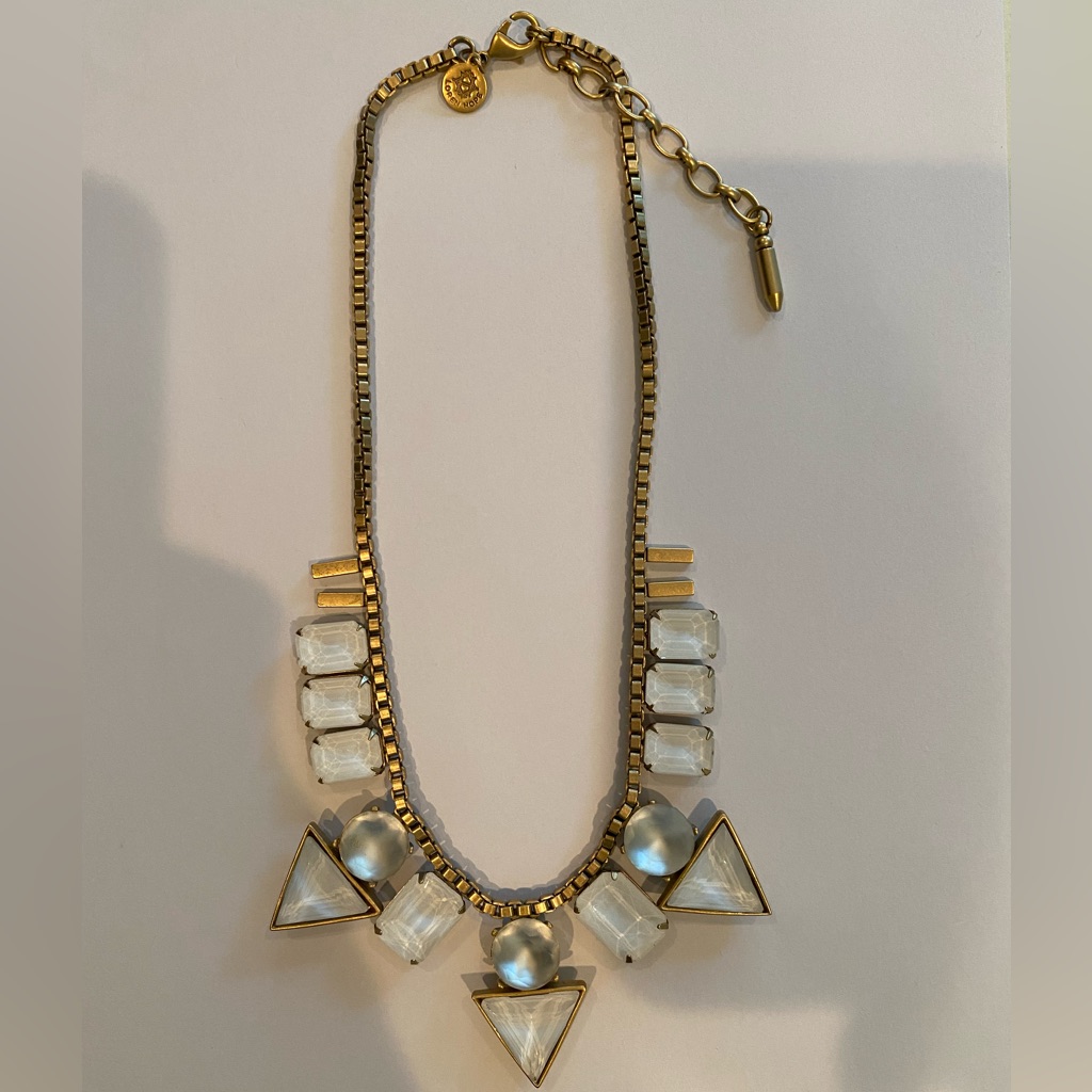 Elegant Gold And Silver Geometric Necklace
